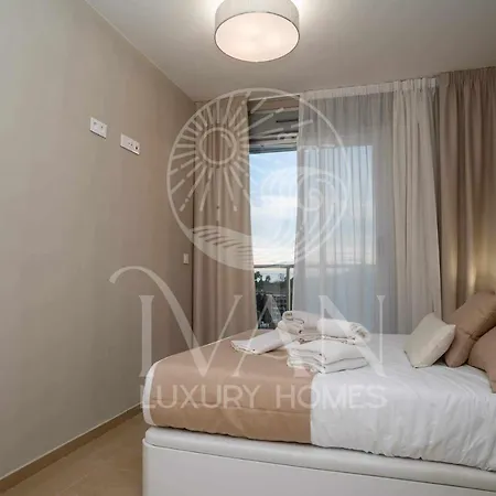Casa Luky Ivan Luxury Homes 3ªpta Sur 1ªlinea